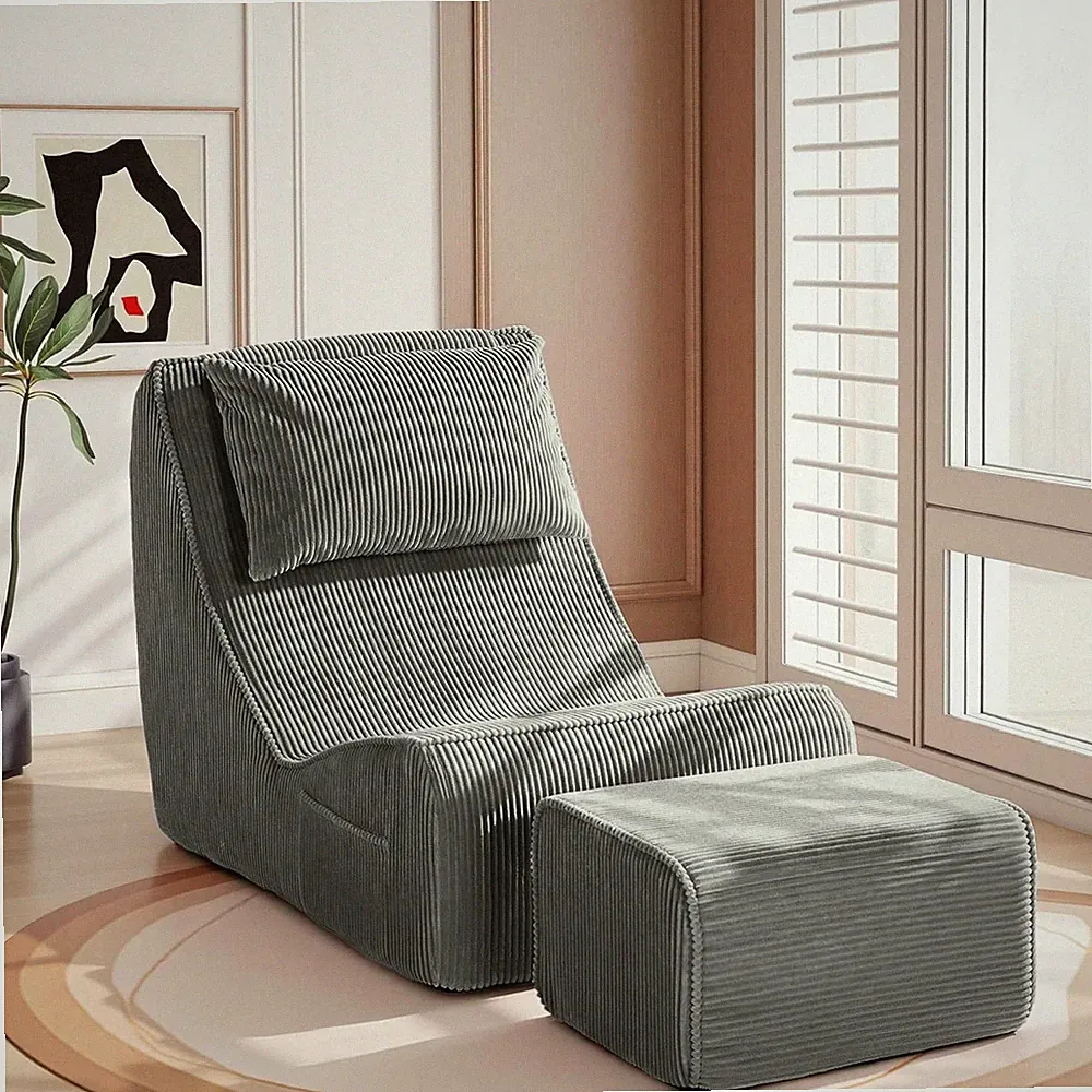 Turned Leg Chaise